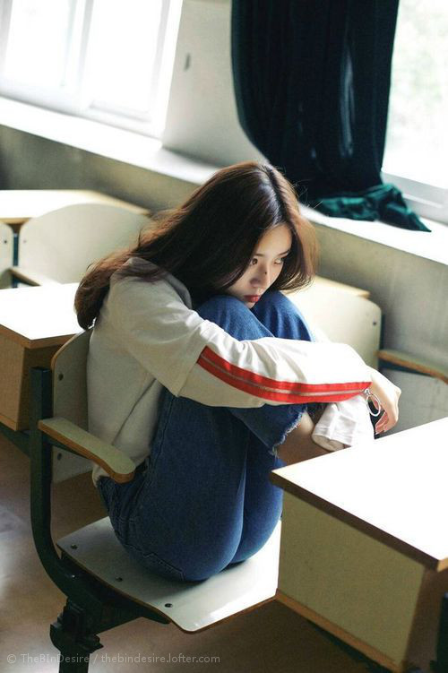 巴塞罗那主场越战越勇登顶西甲积分榜，巴塞罗那队