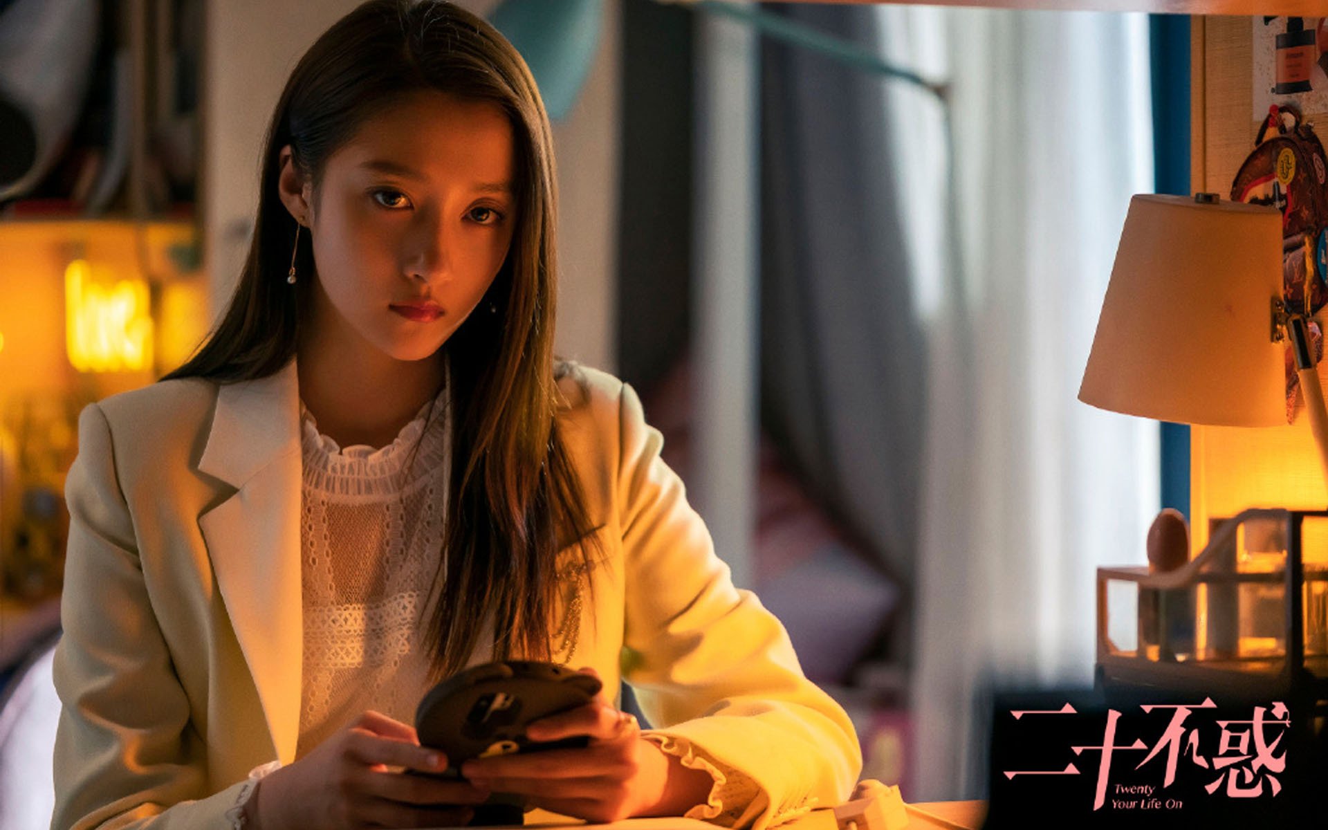 熊猫体育娱乐-隆戈：全黑队的传奇边锋，橄榄球场上的“雷霆之力”